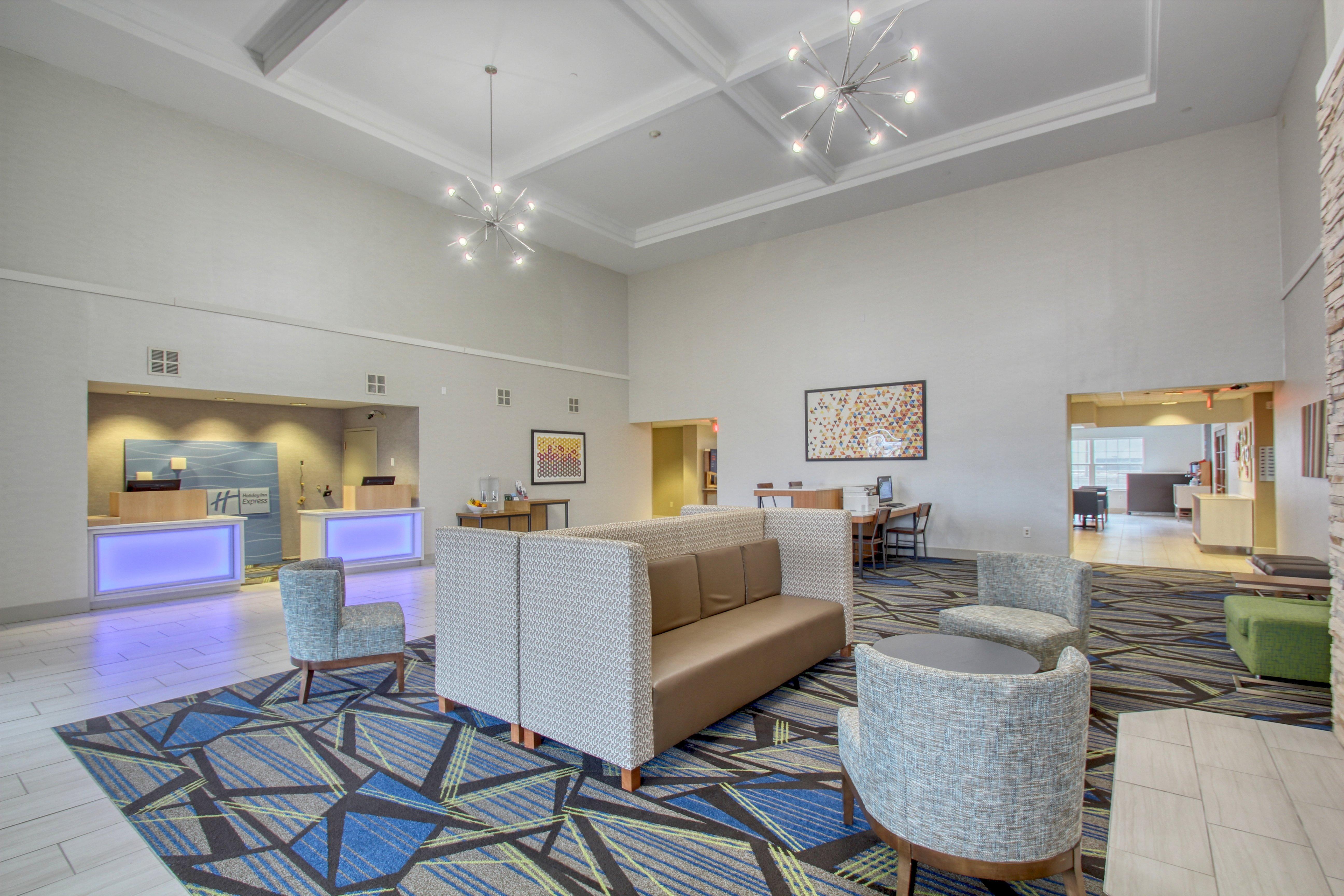 Holiday Inn Express Hotel & Suites Oshkosh - State Route 41 By Ihg Luaran gambar