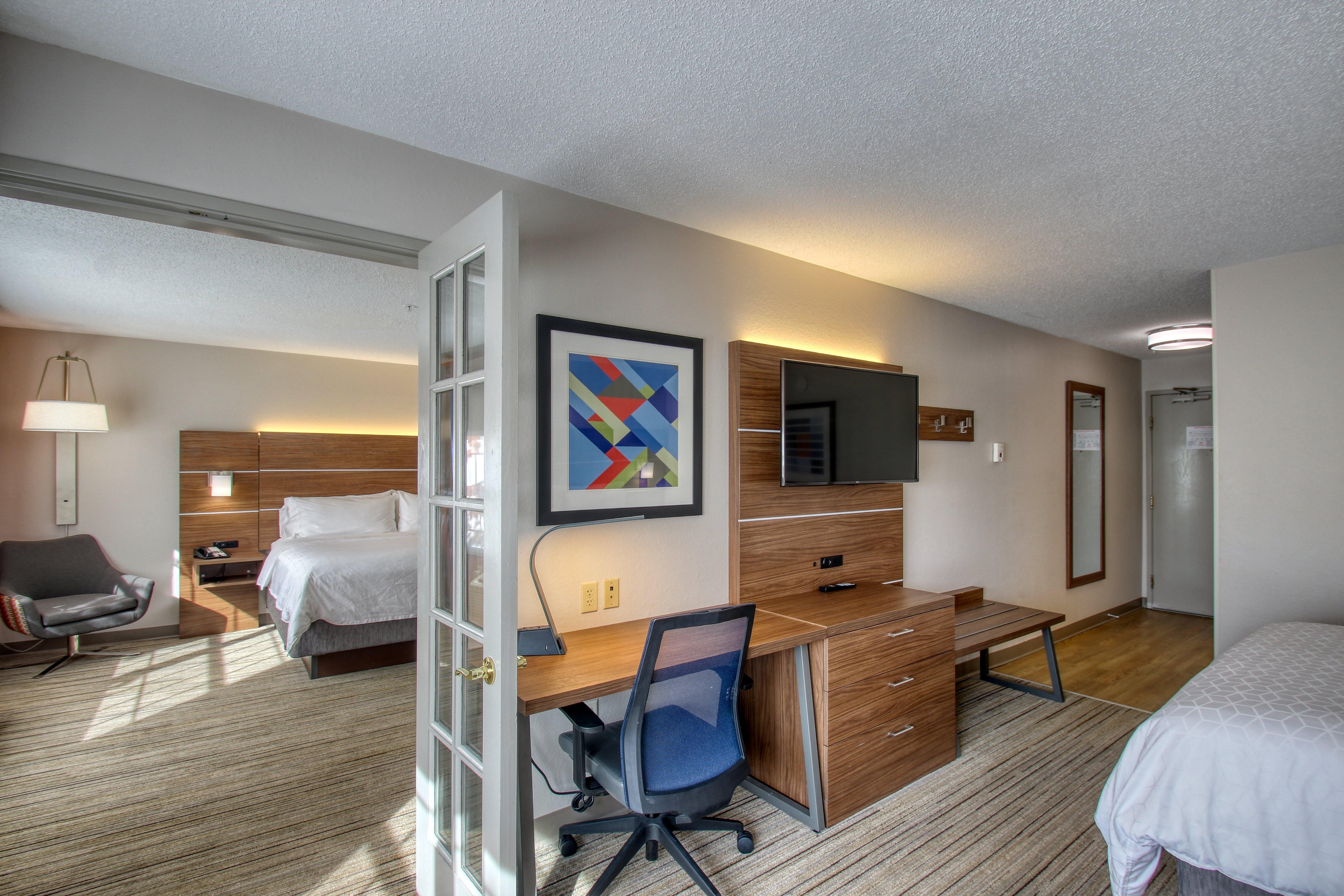 Holiday Inn Express Hotel & Suites Oshkosh - State Route 41 By Ihg Luaran gambar