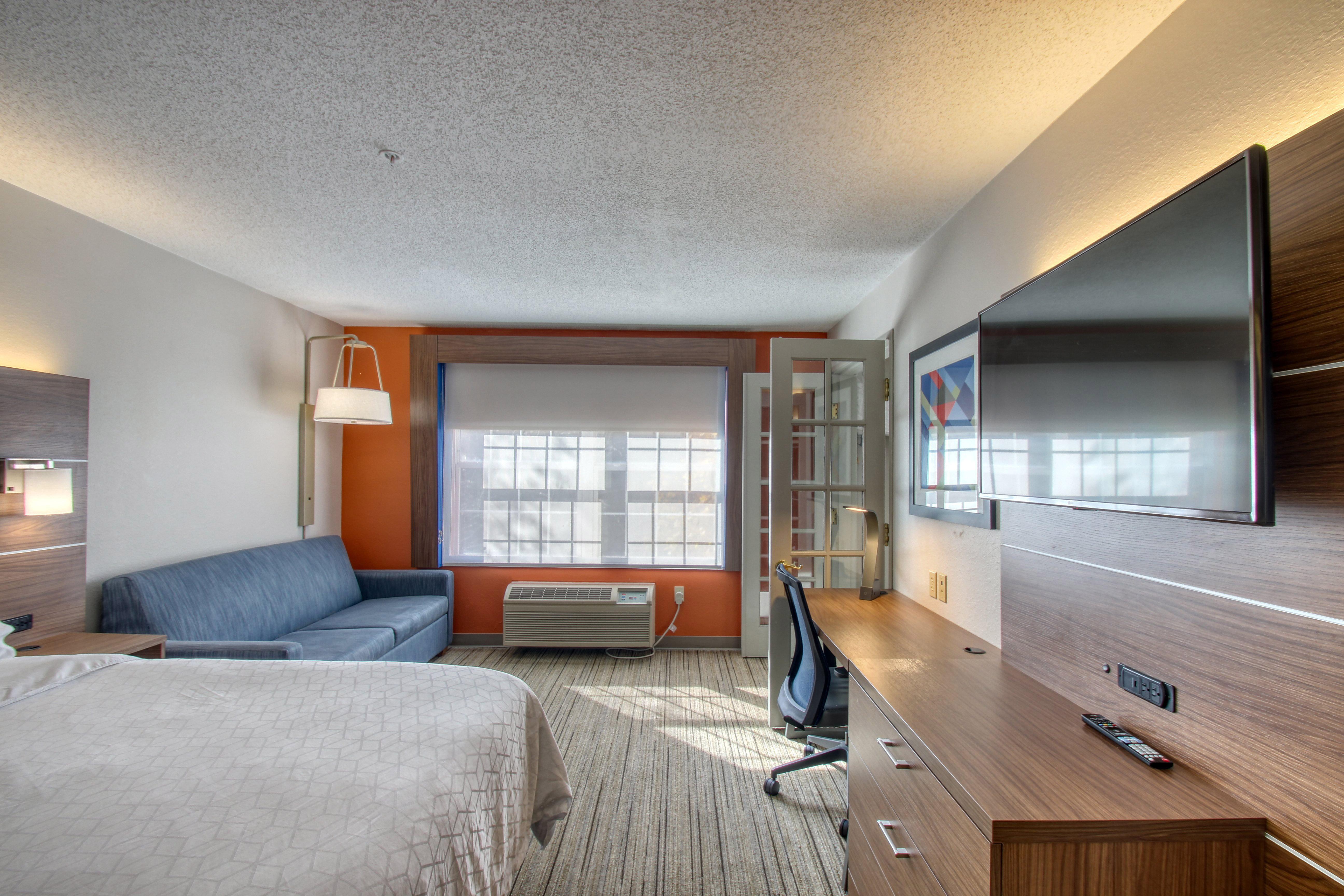 Holiday Inn Express Hotel & Suites Oshkosh - State Route 41 By Ihg Luaran gambar