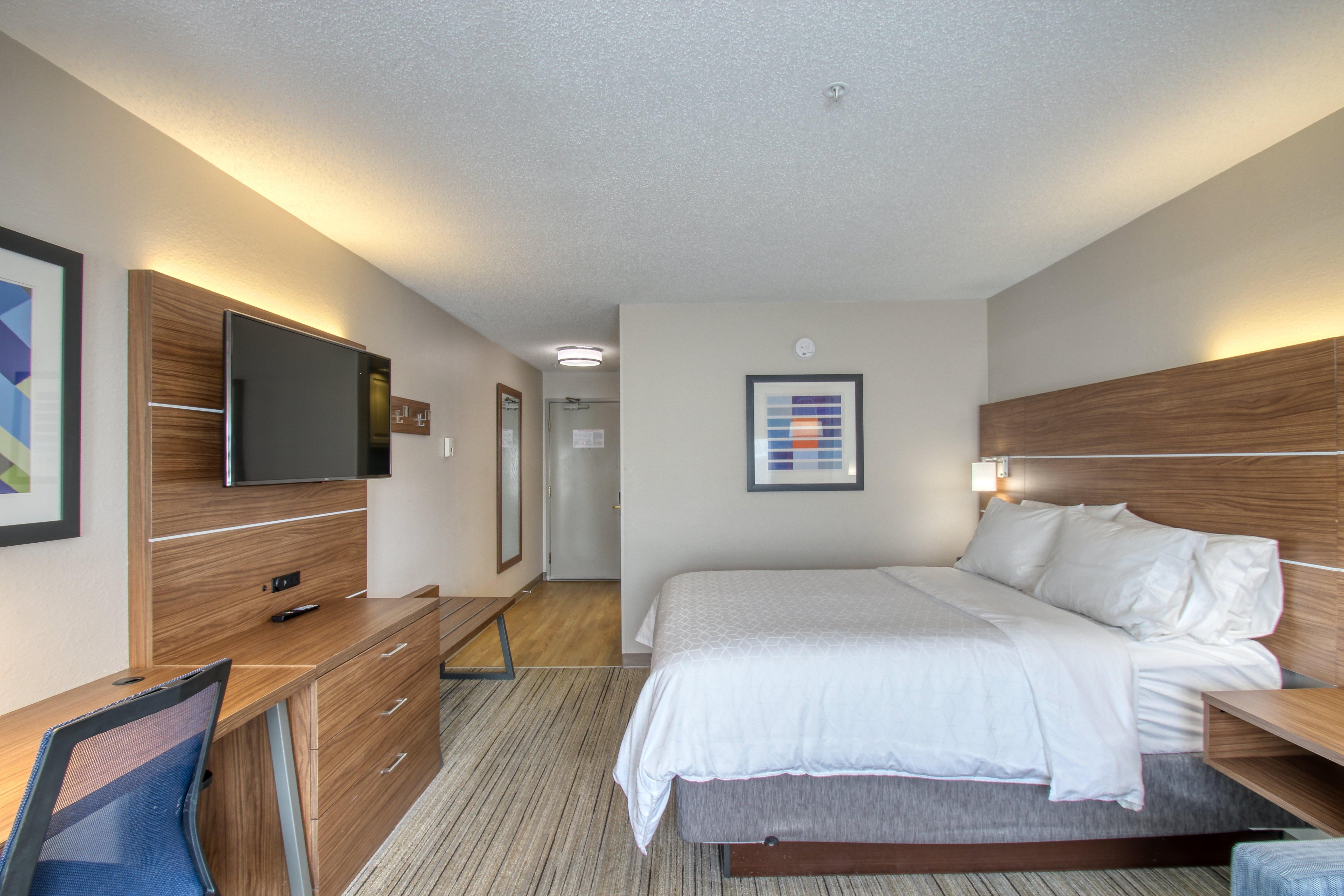 Holiday Inn Express Hotel & Suites Oshkosh - State Route 41 By Ihg Luaran gambar