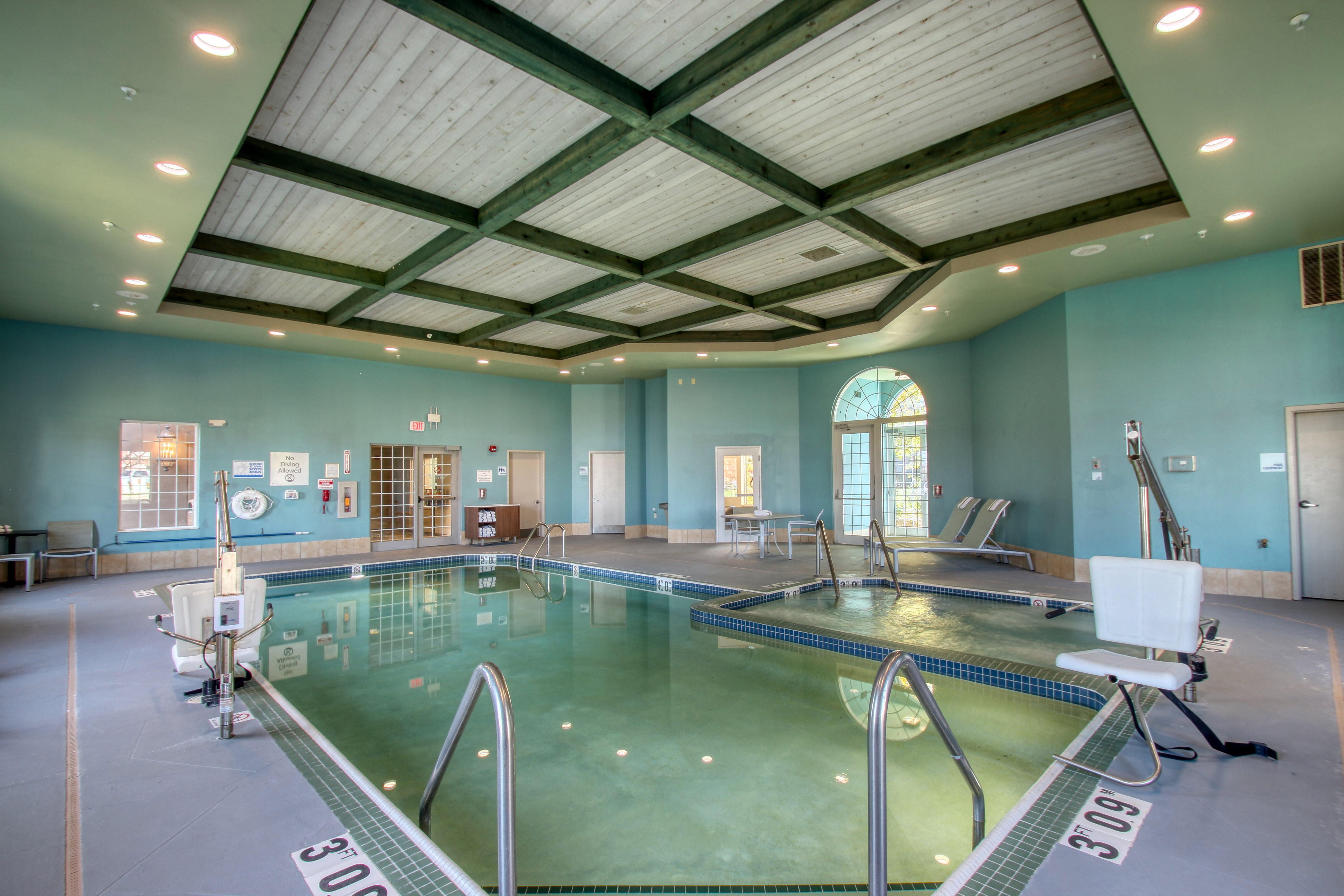 Holiday Inn Express Hotel & Suites Oshkosh - State Route 41 By Ihg Luaran gambar